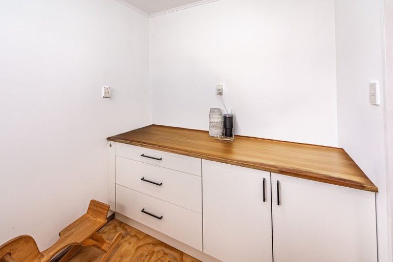 Photo of property in 40 Brassey Street, Waverley, 4510