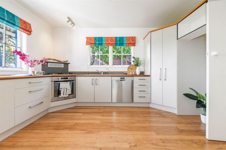 Photo of property in 45 Balfour Crescent, Riverlea, Hamilton, 3216