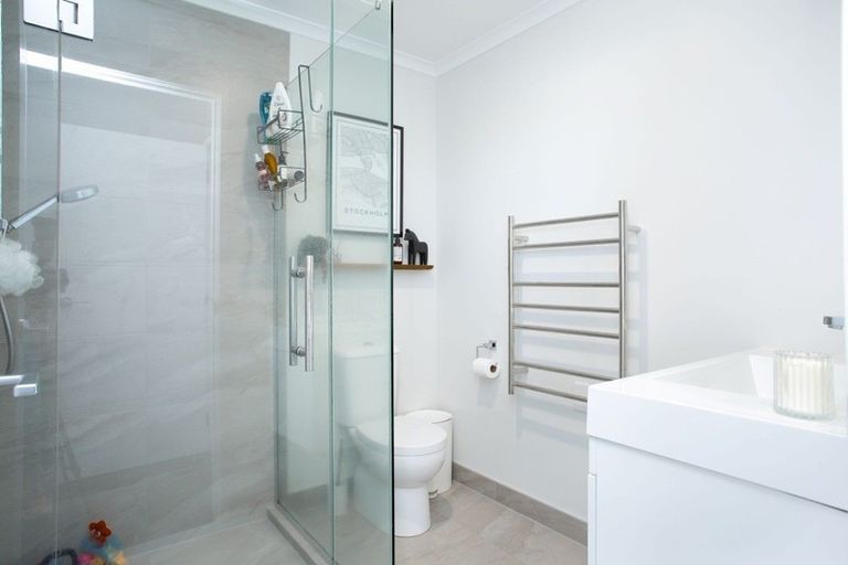 Photo of property in 8 Springside Court, Huntington, Hamilton, 3210