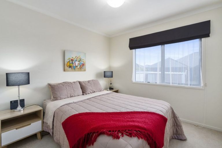 Photo of property in 17 Bouvardia Avenue, Milson, Palmerston North, 4414