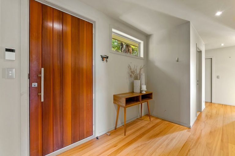 Photo of property in 87 M Greenwood Road, Leigh, 0972