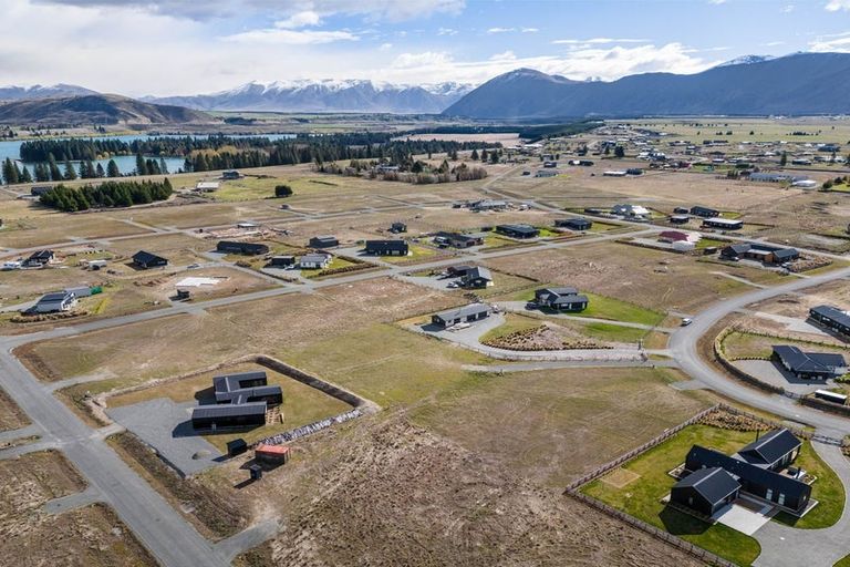 Photo of property in 7 Tussock Crescent, Twizel, 7901