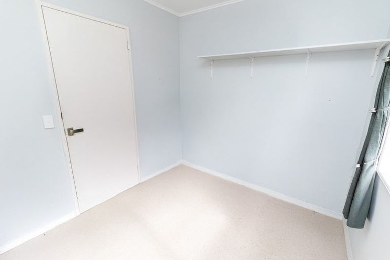 Photo of property in 6 Debra Way, Karori, Wellington, 6012