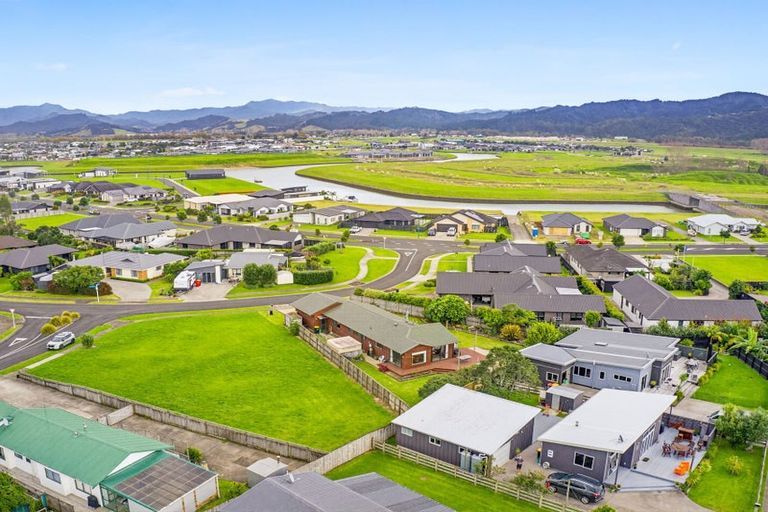 Photo of property in 18 Jacaranda Drive, Whitianga, 3510