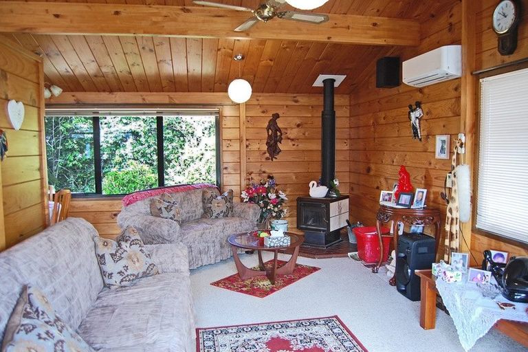 Photo of property in 1870 State Highway 1, Kaiwaka, 0573