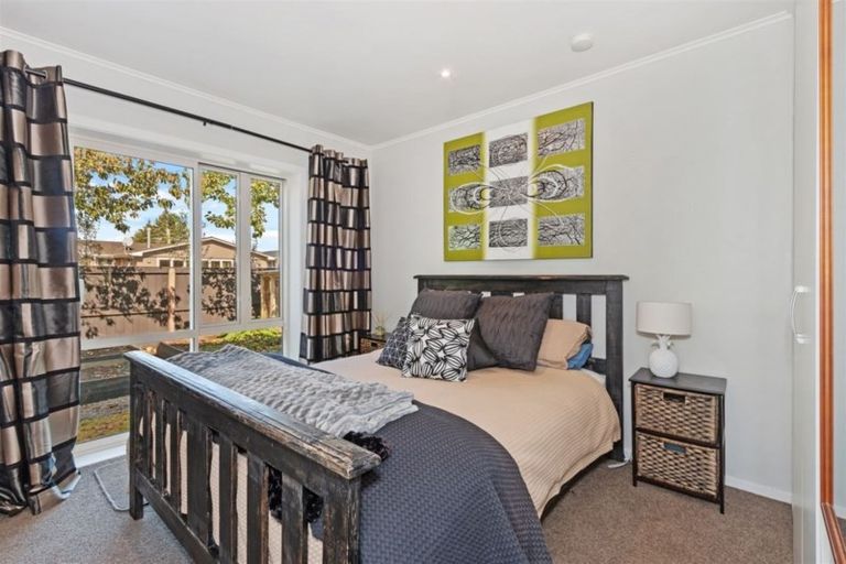 Photo of property in 7a Hidcote Place, Burnside, Christchurch, 8042