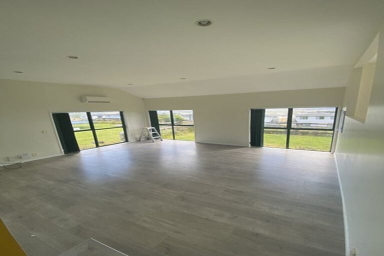 Photo of property in 18 Murphys Road, Flat Bush, Auckland, 2019