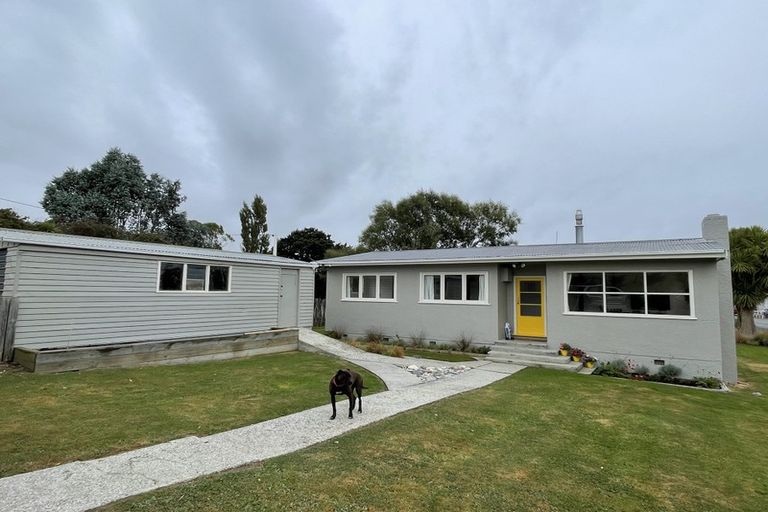 Photo of property in 4 George Street, Clinton, 9534