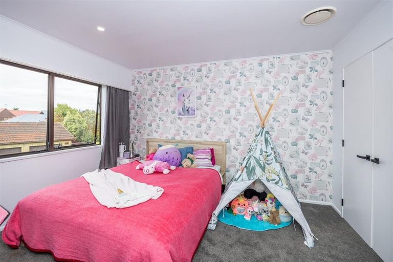 Photo of property in 66 Chedworth Avenue, Chedworth, Hamilton, 3210