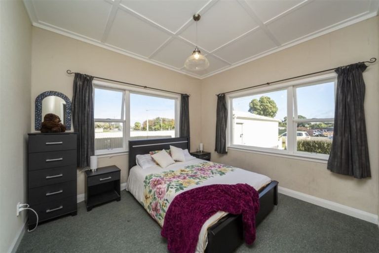 Photo of property in 30 Tauhuri Street, Manaia, 4612