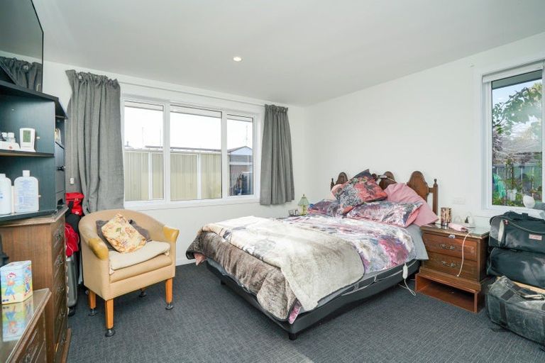 Photo of property in 322-324 Elles Road, Strathern, Invercargill, 9812