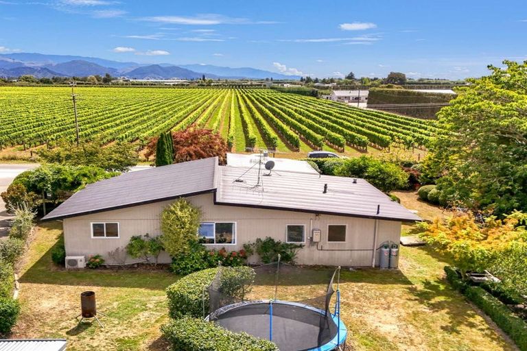 Photo of property in 28 Hau Road, Motueka, 7120