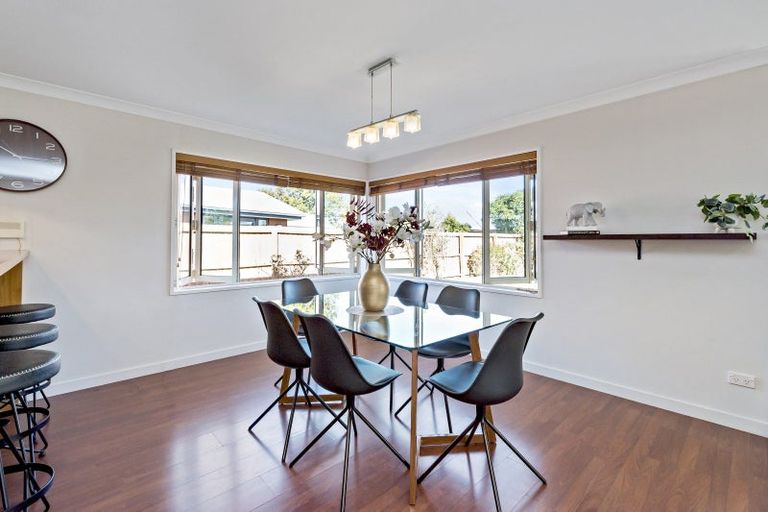 Photo of property in 7 Antonia Place, Aidanfield, Christchurch, 8025