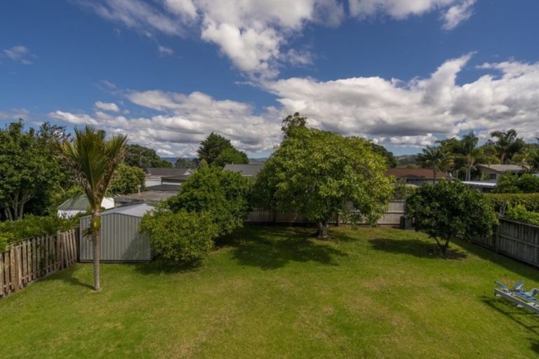 Photo of property in 74 Catherine Crescent, Whitianga, 3510