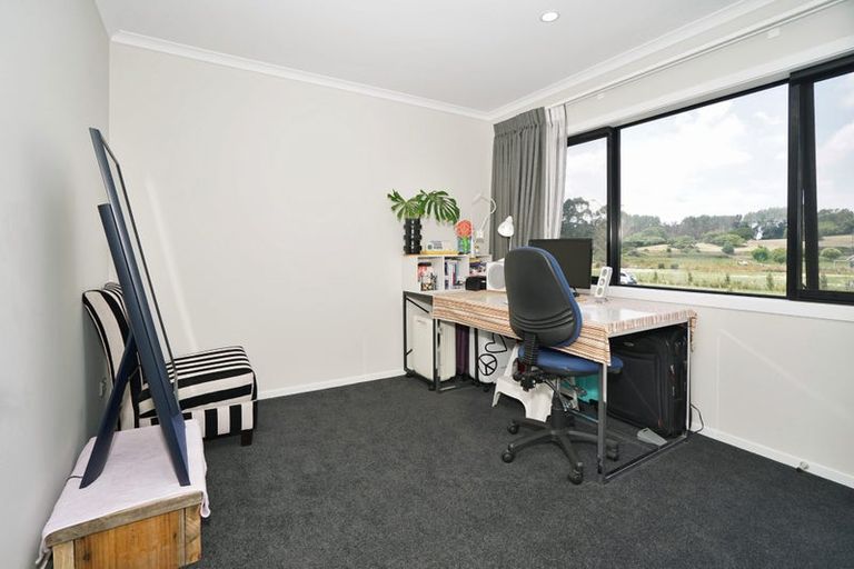 Photo of property in 20 Rebekah Crescent, Flagstaff, Hamilton, 3210