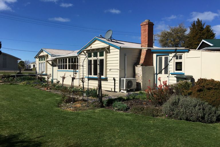 Photo of property in 27 Kildare Street, Waikouaiti, 9510