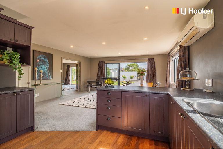 Photo of property in 40 Sunninghurst Drive, Fairfield, Dunedin, 9018