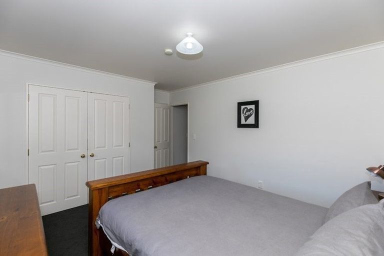 Photo of property in 132 Rototuna Road, Rototuna, Hamilton, 3210