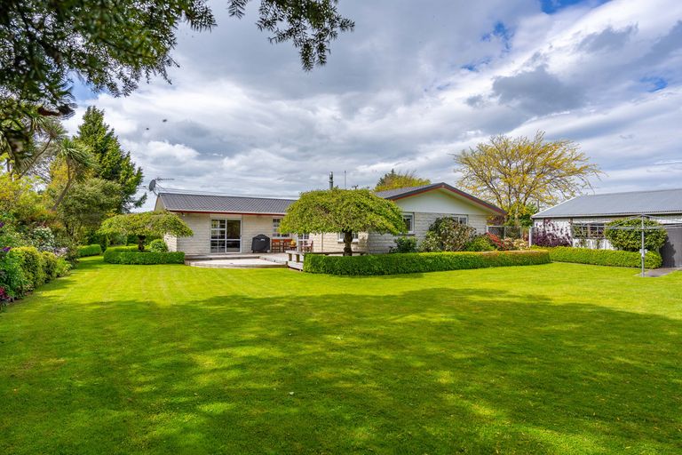 Photo of property in 71 Frederick Street, Carterton, 5713