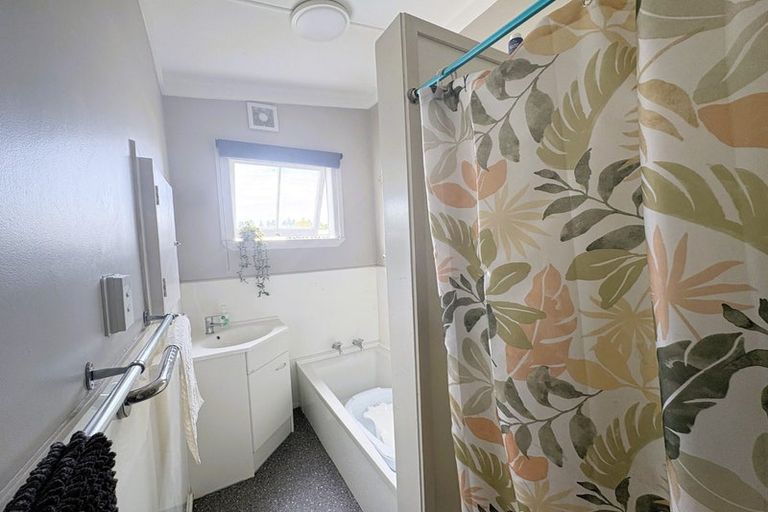 Photo of property in 108a College Road, Edgecumbe, 3120