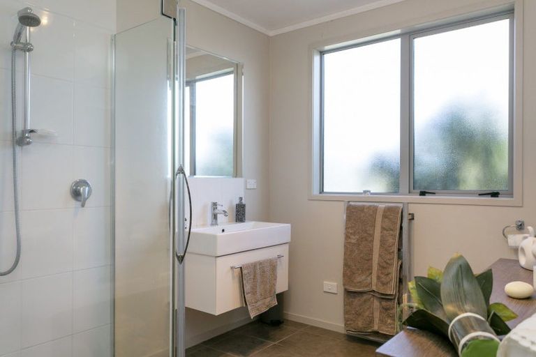 Photo of property in 63 Parekaawa Drive, Motuoapa, Turangi, 3382