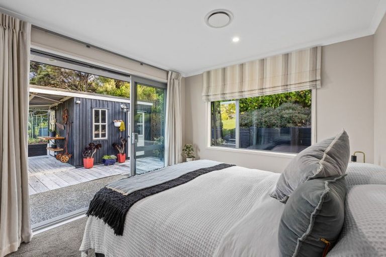 Photo of property in 8 Woodridge Drive, Stanmore Bay, Whangaparaoa, 0932