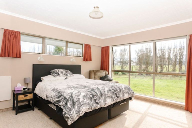 Photo of property in 47 Laws Road, Dannevirke, 4972