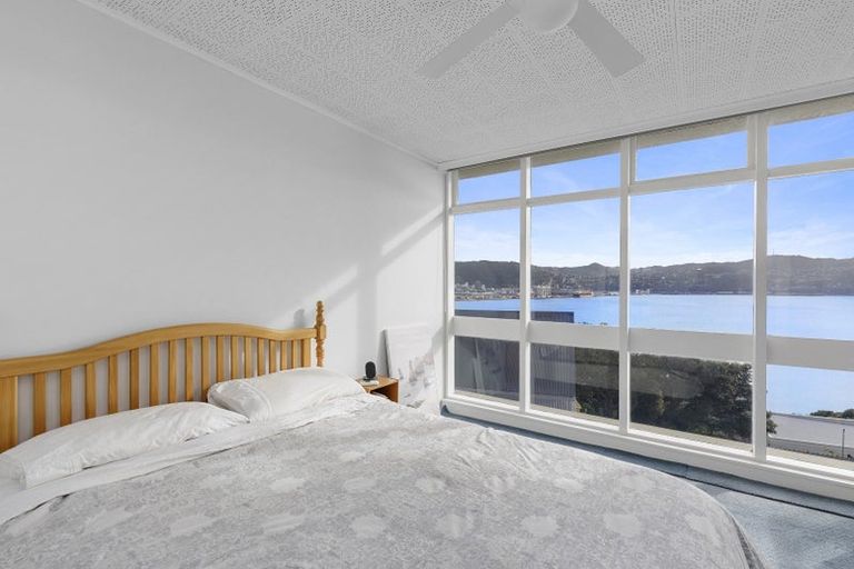 Photo of property in Gateway Apartments, 19 Maida Vale Road, Roseneath, Wellington, 6011