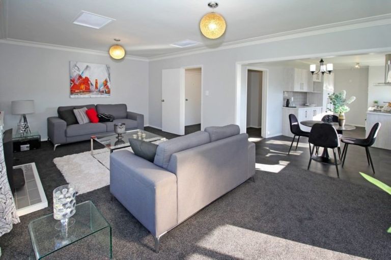 Photo of property in 6 Lawrence Crescent, Hillpark, Auckland, 2102