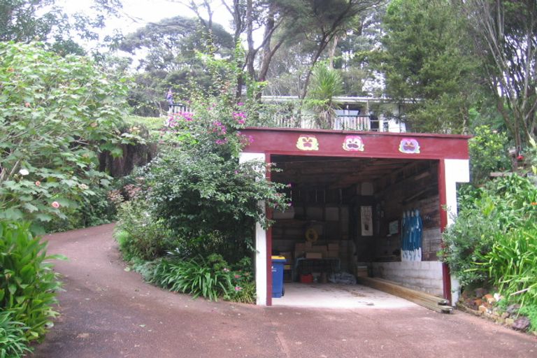 Photo of property in 23 Western Road, Laingholm, Auckland, 0604