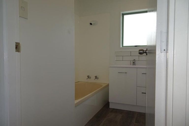 Photo of property in 341 Flaxmere Avenue, Flaxmere, Hastings, 4120