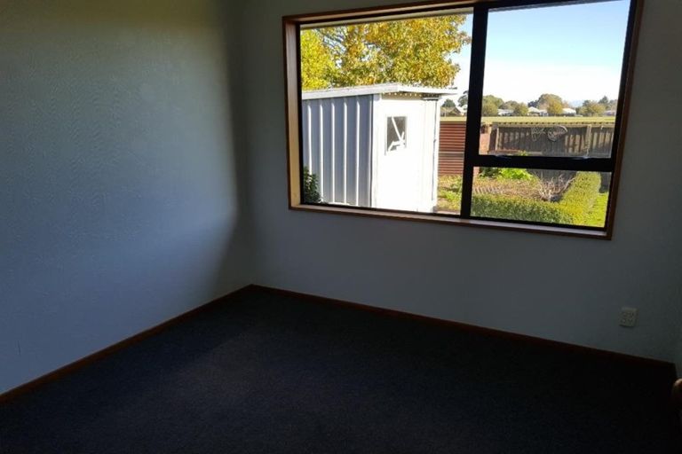 Photo of property in 37 Mansfield Drive, Kaiapoi, 7630