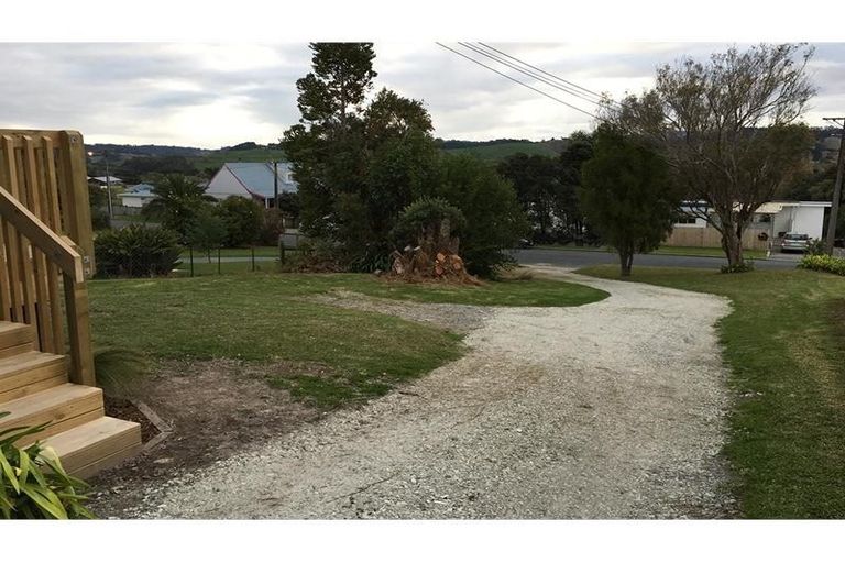 Photo of property in 9 Foster Crescent, Snells Beach, 0920