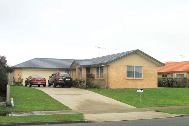 Photo of property in 8 Wembley Close, Nawton, Hamilton, 3200