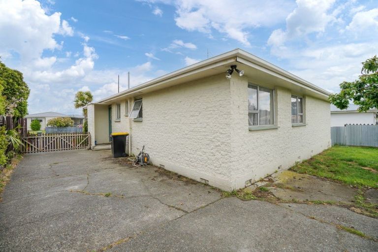 Photo of property in 8 Burns Street, Kew, Invercargill, 9812
