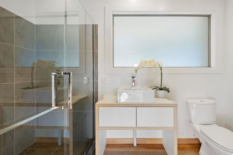 Photo of property in 38 Mcchesney Road, Arthurs Point, Queenstown, 9371