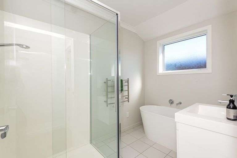 Photo of property in 22 Varsity Heights, Fitzherbert, Palmerston North, 4410