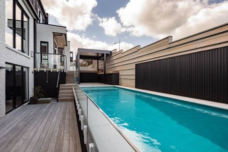 Photo of property in 17 Bearing Parade, Long Bay, Auckland, 0630