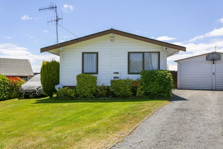 Photo of property in 15 Tobin Place, Richmond Heights, Taupo, 3330