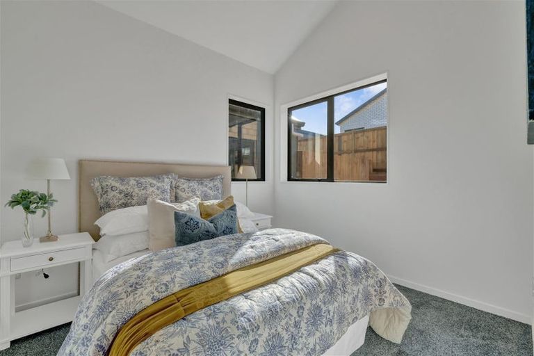 Photo of property in 42 Biokovo Street, Massey, Auckland, 0614