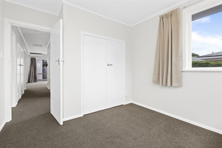 Photo of property in 12 Dermont Street, Bader, Hamilton, 3206