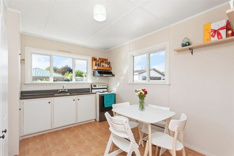 Photo of property in 20 Charlcott Street, Burnside, Christchurch, 8053