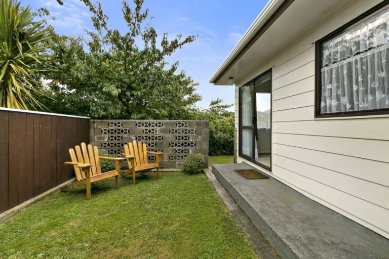 Photo of property in 34 Timaru Grove, Kelson, Lower Hutt, 5010