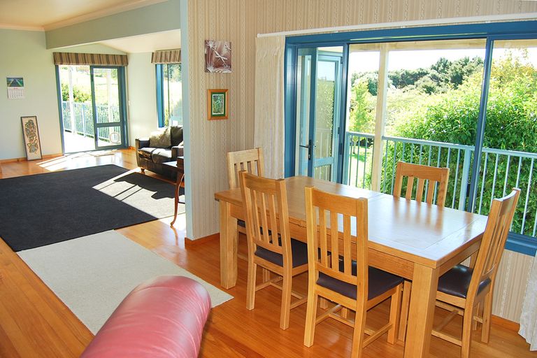 Photo of property in 365 Oneriri Road, Kaiwaka, 0573