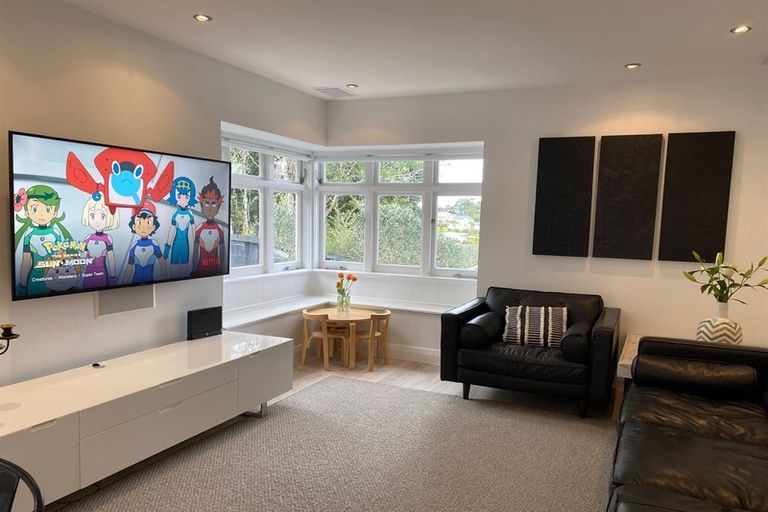 Photo of property in 17 Wyoming Avenue, Murrays Bay, Auckland, 0630