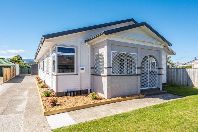 Photo of property in 50a Winchester Street, Levin, 5510