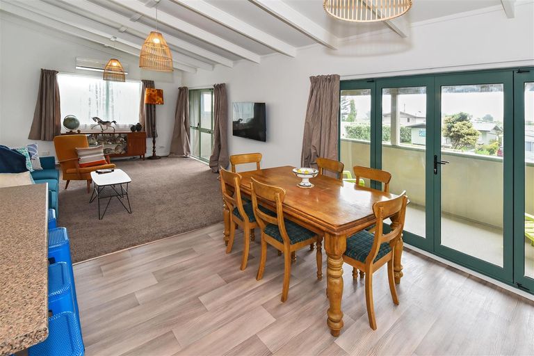 Photo of property in 127 Maunsell Road, Port Waikato, Tuakau, 2695