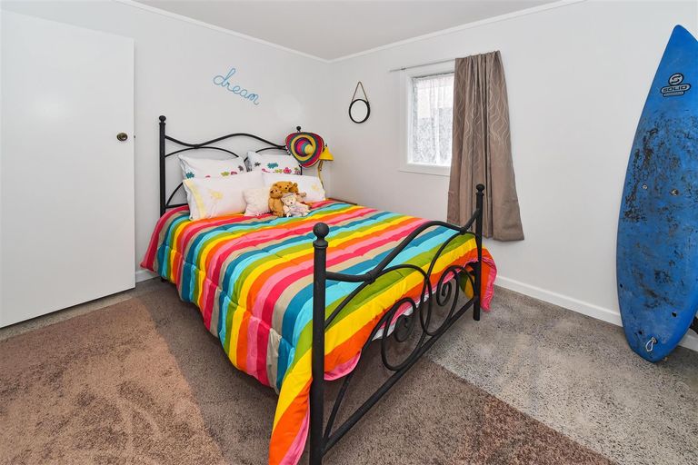 Photo of property in 127 Maunsell Road, Port Waikato, Tuakau, 2695