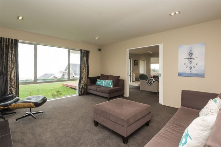 Photo of property in 25 Parkridge Place, Mount Pleasant, Christchurch, 8081