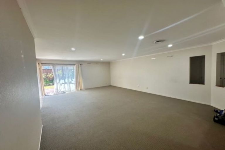 Photo of property in 311 Chapel Road, Flat Bush, Auckland, 2016